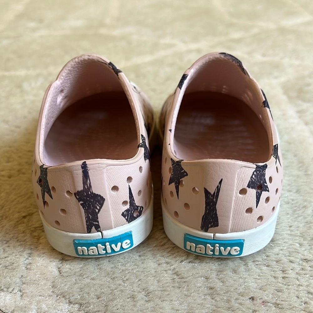 Native Shoes - Picture 4 of 13